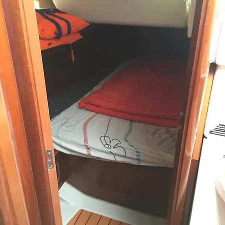 Hotel en barco Boat Puerto Calero
